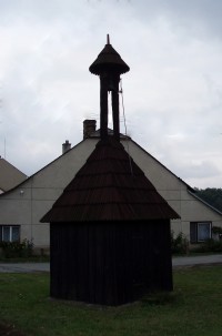 hanácká dřevěná zvonička Lhota/Mor.