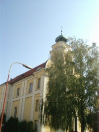 kostel na Brodeckém náměstí