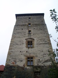 věž je vysoká 36 metrů