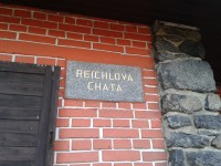 vchod do Reichlovy chaty