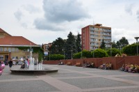 Sázava - náměstí Voskovce a Wericha