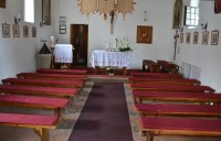 interiér v kostelíku