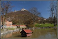 Hrad od parkoviště