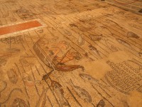 Původní mozaika na podlaze ze 4.století