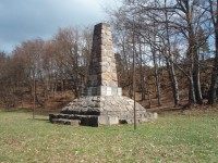 pomník připomínající založení KSČ v okolních vesnicích