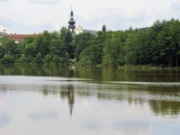 35 Žd'ár, Bránský rybník a zámek