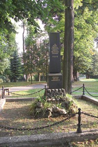 Pomník Obětem 2. světové války v Zahrádkách