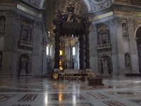 Interiér baziliky svatého Petra ve Vatikánu