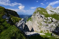 Slovinsko - Julské Alpy: skaliska pod Mangartem