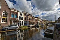 Nizozemsko: Gouda - parkování u grachtu