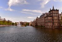 Nizozemsko: Den Haag - Hofvijver, Binnenhof