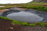 Island: poloostrov Reykjanes - geotermální oblast Krýsuvík – pramen Fúlipollur