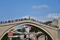 Bosna a Hercegovina: Mostar - Stari most (skoky do řeky Neretvy)