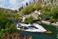 Bosna a Hercegovina: Blagaj - řeka Buna pod klášterem