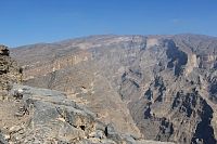Omán: Al-Hajar - výhled na nejvyšší horu Ománu Jebel Shams