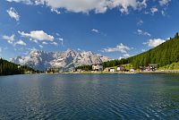 Itálie - Dolomity: jezero Lago Misurina