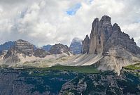 Itálie - Dolomity: Monte Piana - výhled k Tre Cime di Lavaredo (Drei Zinnen)