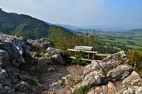 Slovensko - Malá Fatra: Belské skaly - vrcholová skála