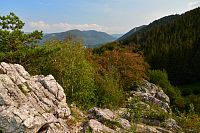 Slovensko - Malá Fatra: Belské skaly - vrcholová skála, výhled