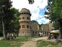 Jižní Morava: Lednicko-valtický areál - Janův hrad
