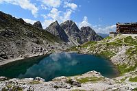 Rakousko: Lienzské Dolomity - jezero Laserzsee a chata Karlsbader Hütte
