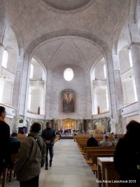 Kreuzkirche - interiér