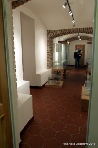 Naproti schodiště se nacházejí prostory, kde má být v budoucnu malé muzeum...