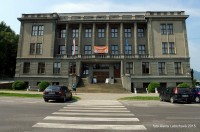 Liptovské muzeum - vzniklo ze soukromých sbírek bratrů Kürtyovcov (1912) Budova současného muzea byla postavená v letech 1935 - 1937. Se svými expozicemi patří k nejbohatším a největším muzeím celého Slovenska.