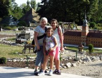 MINIUNI - Ostrava - 6.8.2013 - foto na památku musí být :-) - já se svými vnučkami