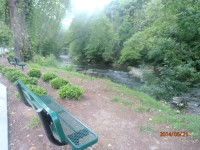 lavičky a výhled na řeku
