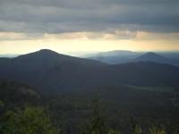 Cestou na Jedlovou. Cítíte tu atmosféru?