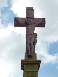 kříž na náměstí