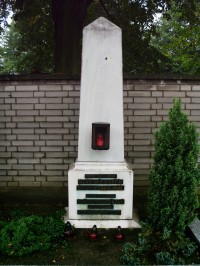 hrob Vladimíra Karfíka v Bystřici pod Hostýnem