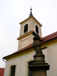 sv. Jan Nepomucký, který byl původně na náměstí