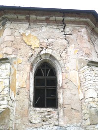 jižní okno presbytáře