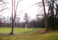 fotbalové hřiště v zámeckém parku