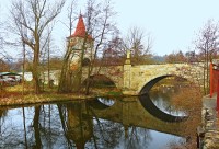 Stříbro – kamenný most s mostní bránou