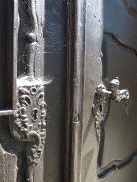Kostel Sv. Ondřeje, dveře