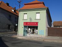Muzeum klasického knihařství na Husově ulici v Rožďalovicích