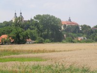 Rožďalovický kostel a zámek
