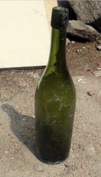 Nalezená originální původní lahev z pivovaru