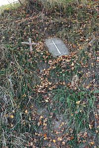 Smírčí křížový kámen u Vojtěchova u cesty k bývalé hájovně, Vysočina