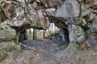 Milštejn - zřícenina hradu a skalní brána