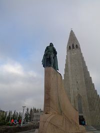 Socha objevitele Leifa Erikssona