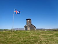 Þingeyrakirkja - první kamenný kostel Islandu