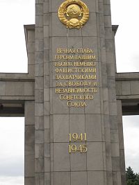 Sovětský památník v Tiergartenu