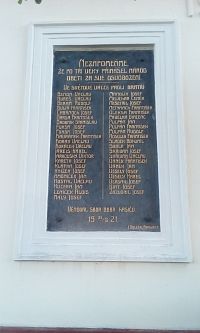 Pamětní deska obětem světové války v Rosicích (Pardubice)