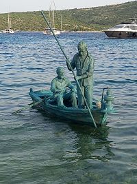 Památník rybářů (spomenik ribaru) V Primoštenu