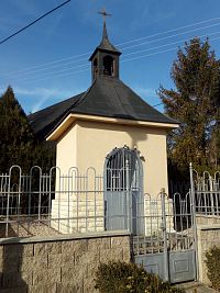 Výklenková kaple v Pašince