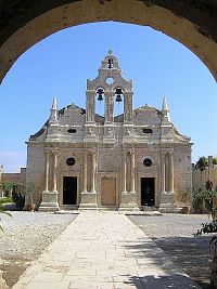 Moni Arkadiou, kostel sv. Spasitele, sv. Konstantina a sv. Eleni